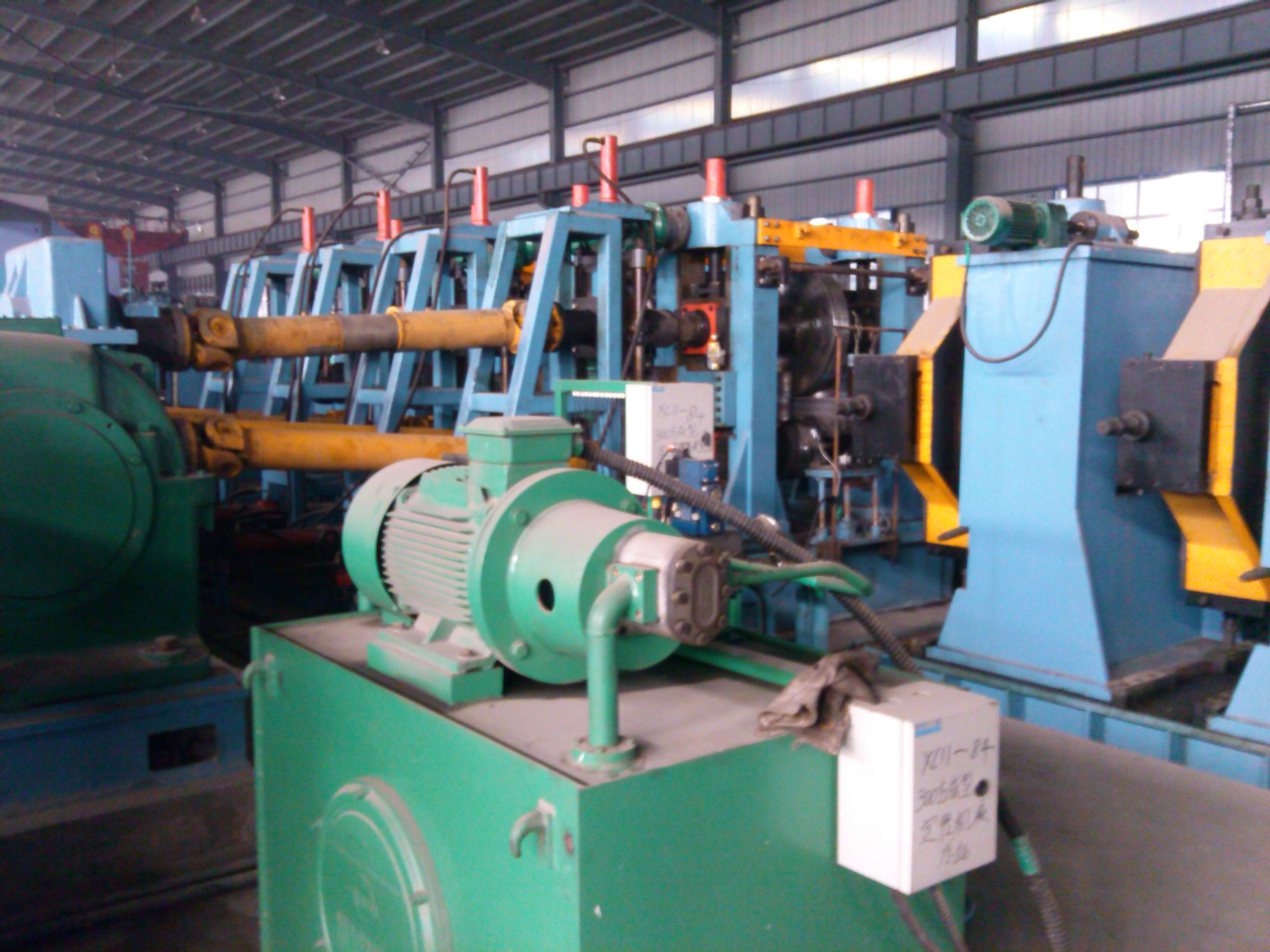 小型圓方管設(shè)備：創(chuàng)新與優(yōu)勢