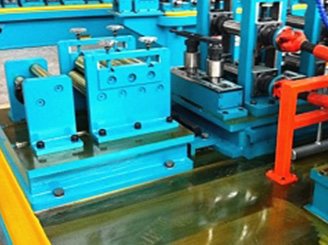 圓方管設(shè)備：獨(dú)特工藝與多樣應(yīng)用的結(jié)合